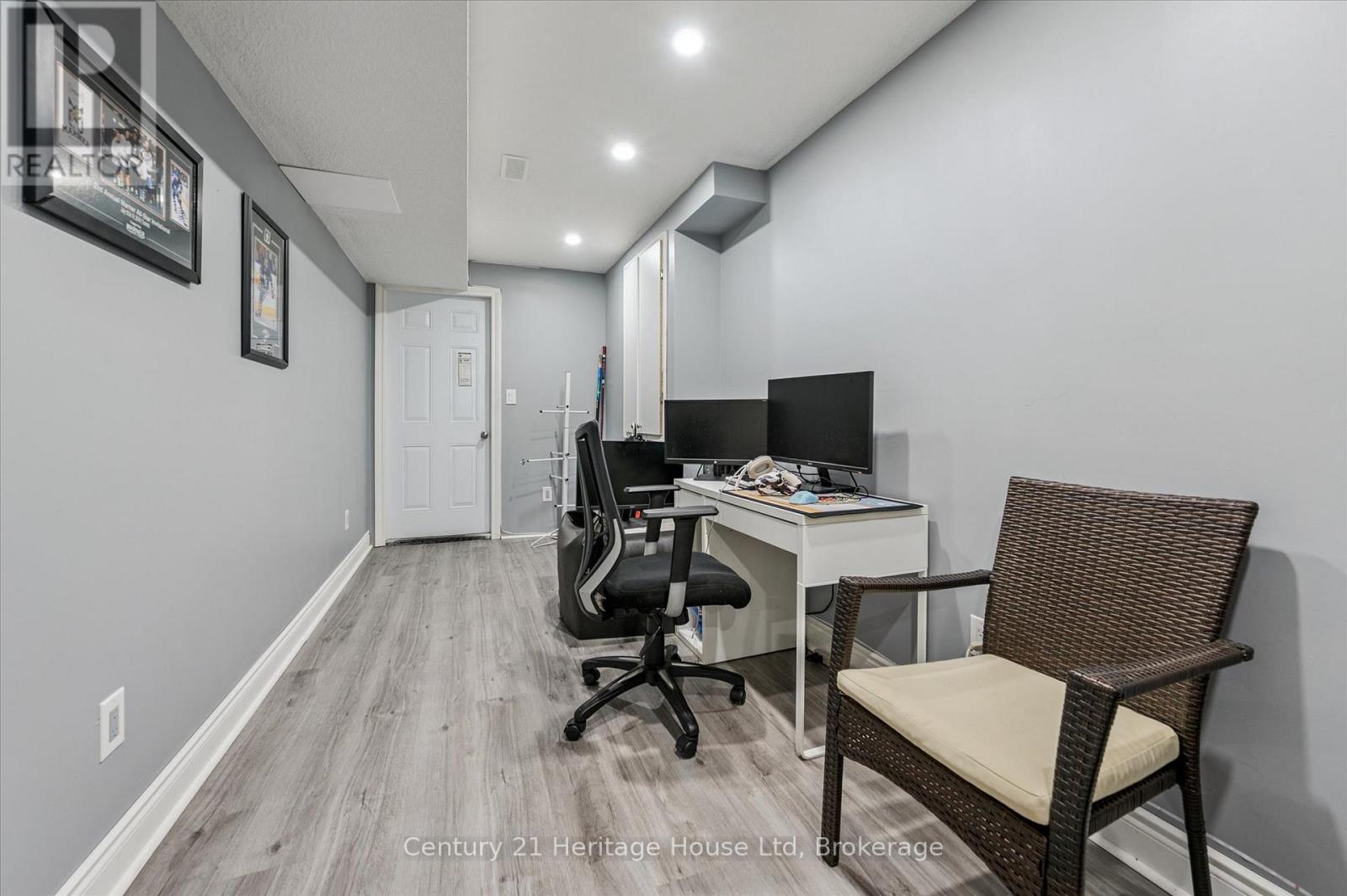 73 Courtney Street, Centre Wellington, Ontario  N1M 0E5 - Photo 35 - X12732836