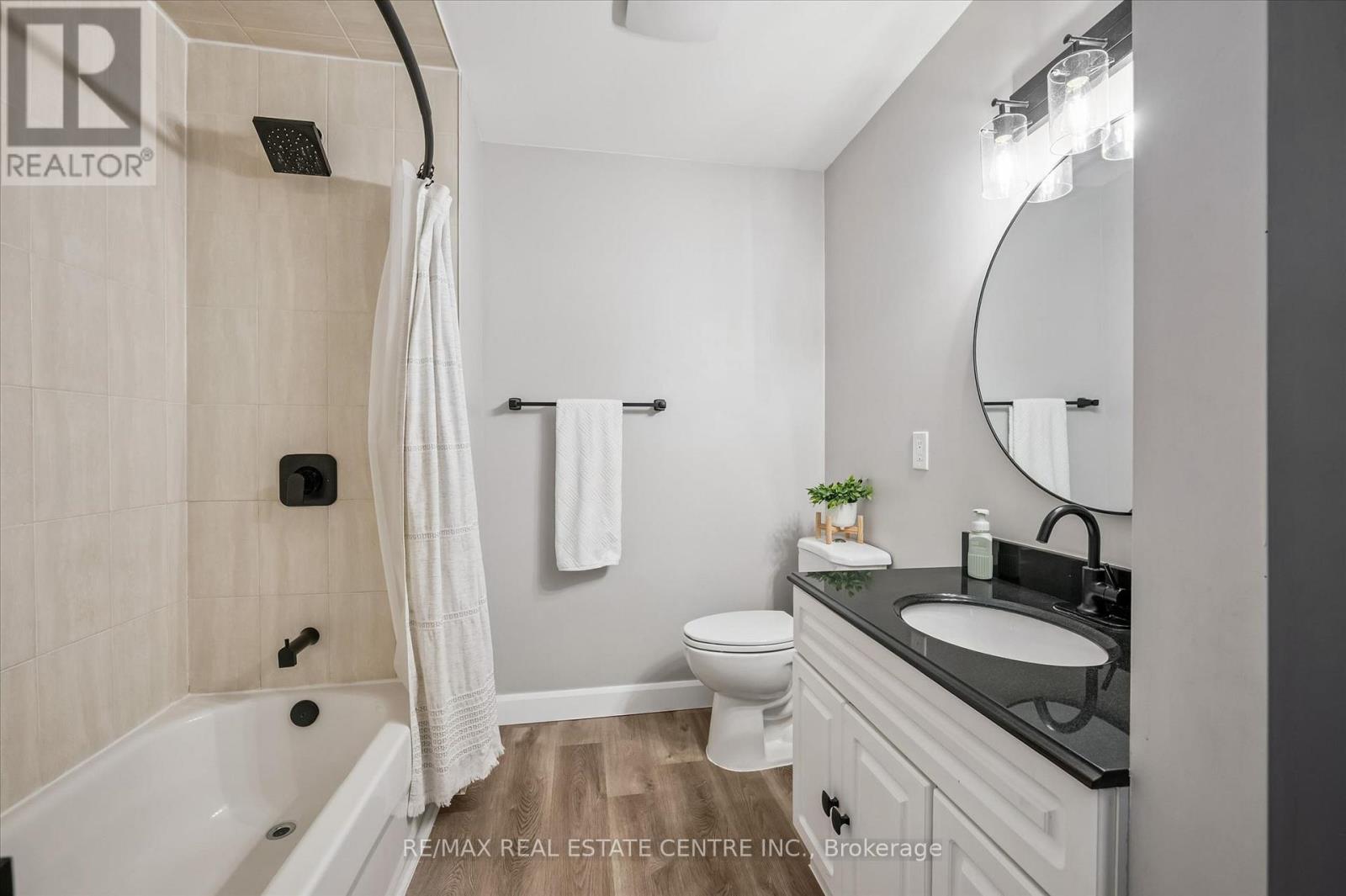 18 Avenue Road, Cambridge, Ontario  N1R 1B7 - Photo 15 - X12970872