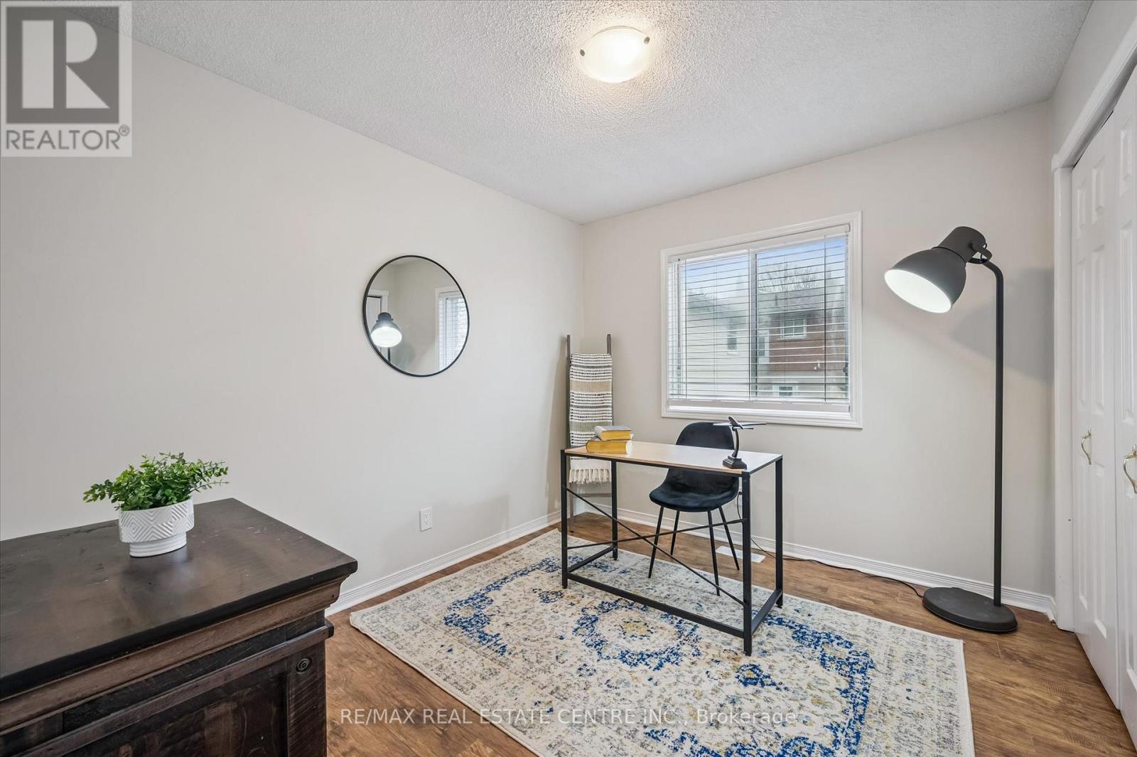 18 Avenue Road, Cambridge, Ontario  N1R 1B7 - Photo 18 - X12970872