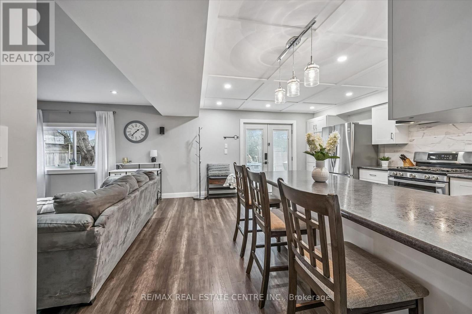 18 Avenue Road, Cambridge, Ontario  N1R 1B7 - Photo 29 - X12970872