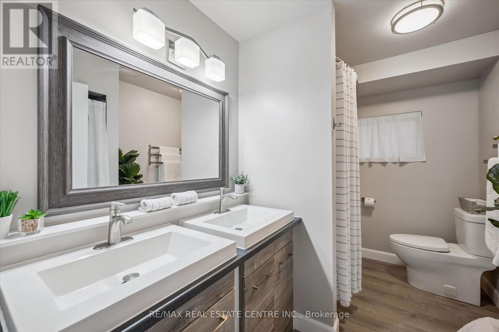 18 Avenue Road, Cambridge, Ontario  N1R 1B7 - Photo 32 - X12970872