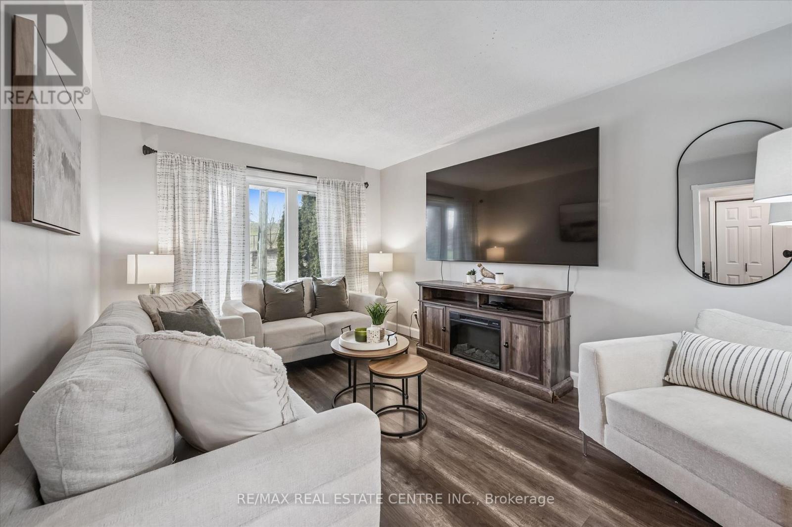 18 Avenue Road, Cambridge, Ontario  N1R 1B7 - Photo 6 - X12970872