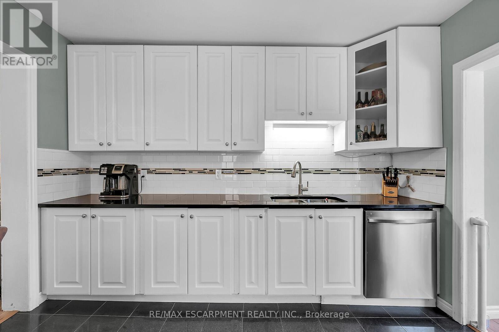 46 Walnut Street, Brantford, Ontario  N3T 1H2 - Photo 16 - X12970900