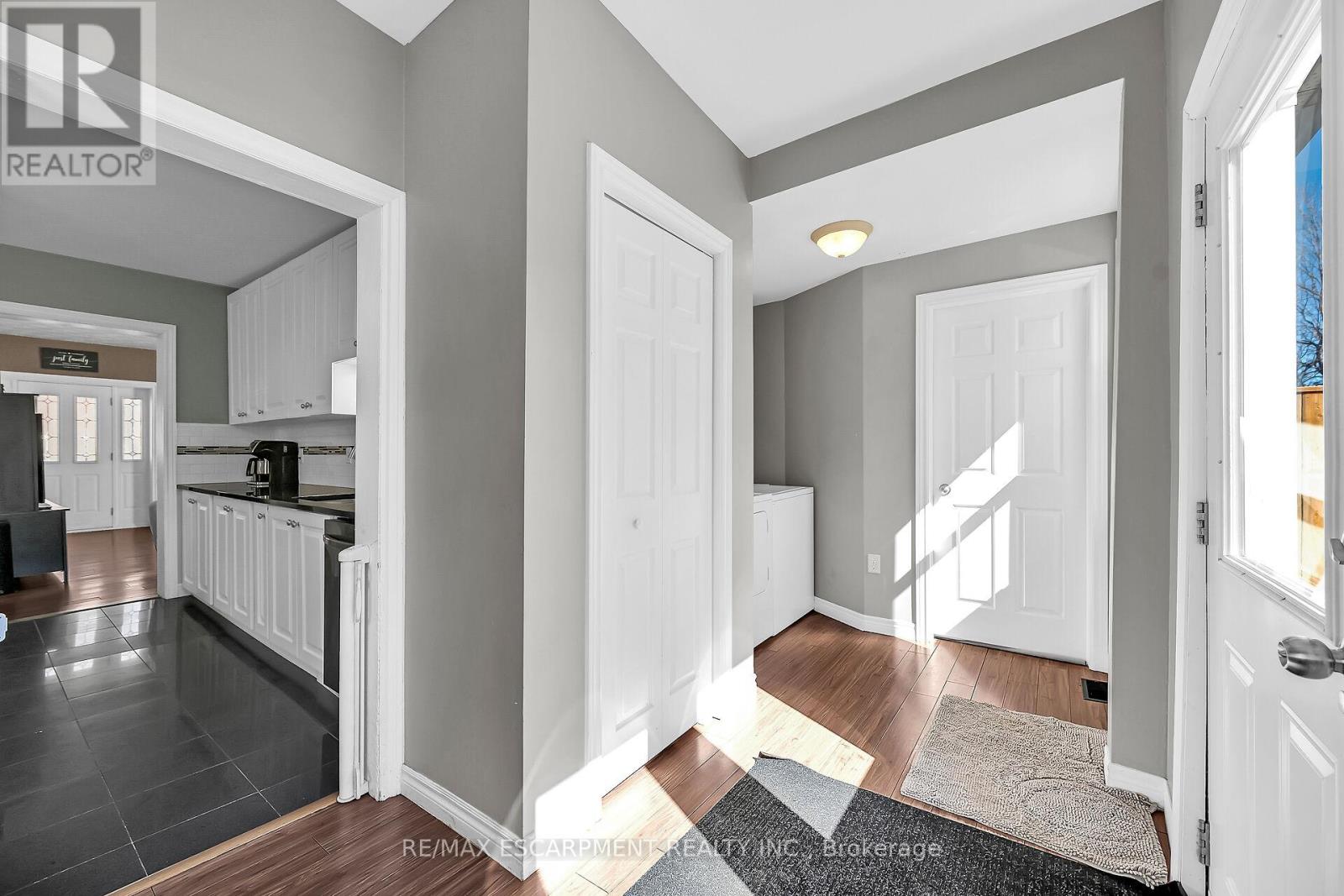 46 Walnut Street, Brantford, Ontario  N3T 1H2 - Photo 19 - X12970900