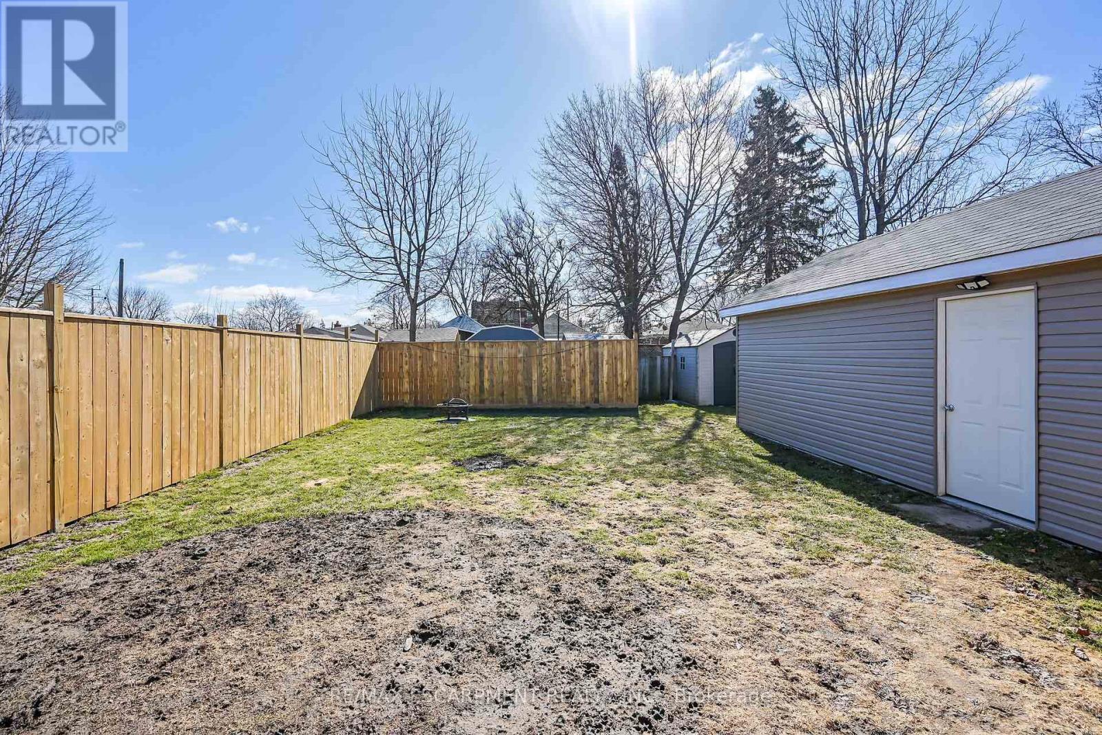 46 Walnut Street, Brantford, Ontario  N3T 1H2 - Photo 37 - X12970900