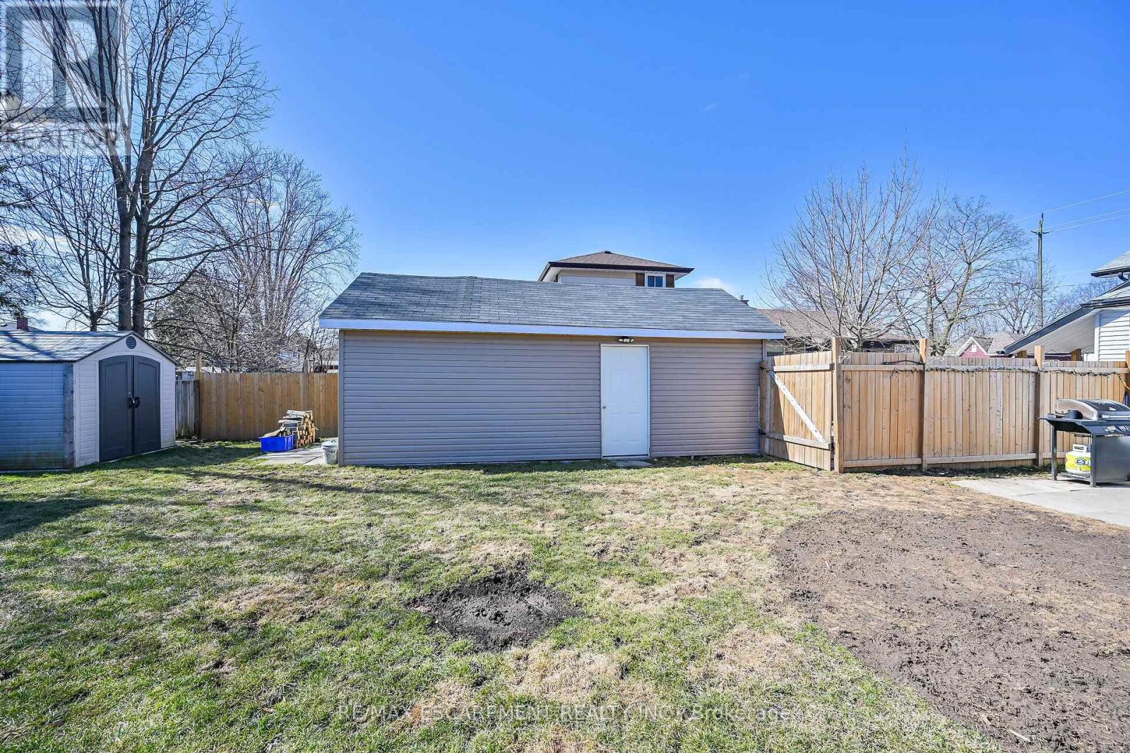 46 Walnut Street, Brantford, Ontario  N3T 1H2 - Photo 39 - X12970900