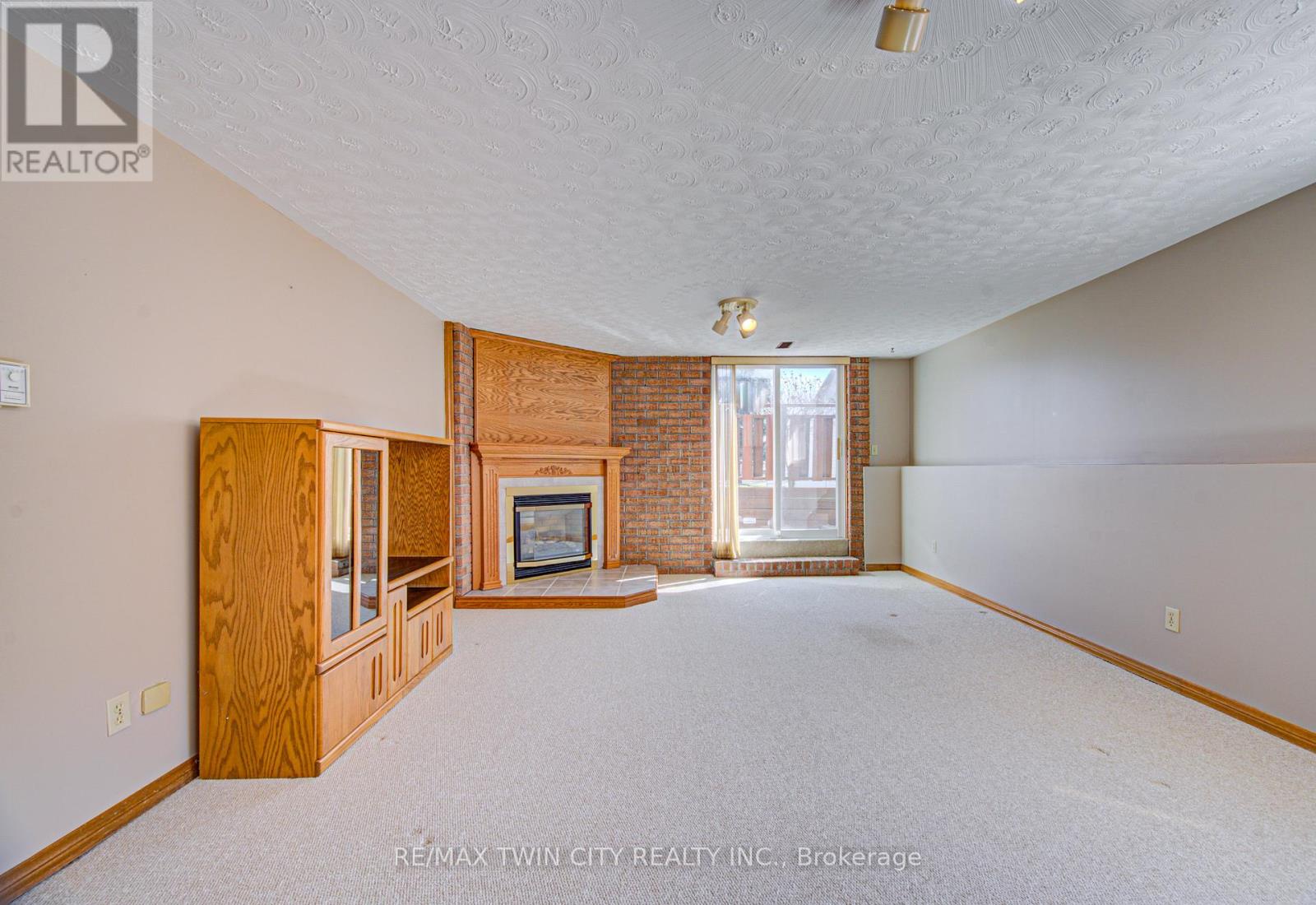 43 Quaiser Street, Kitchener, Ontario  N2A 3P8 - Photo 22 - X12970964