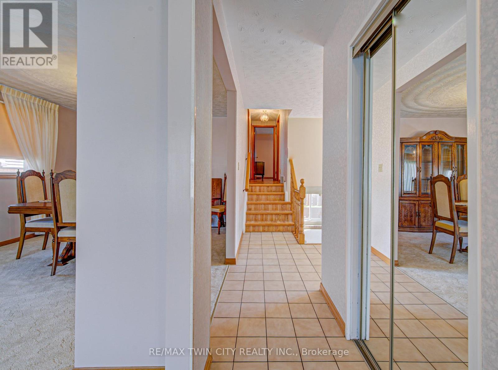 43 Quaiser Street, Kitchener, Ontario  N2A 3P8 - Photo 3 - X12970964