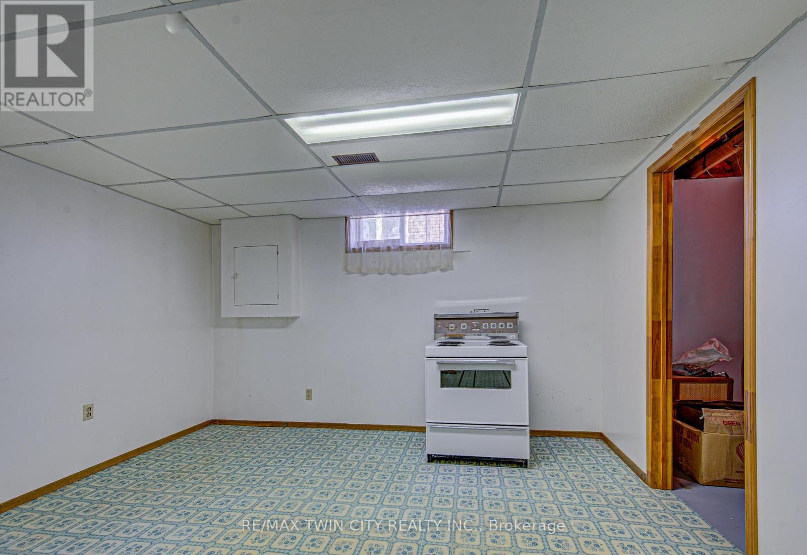 43 Quaiser Street, Kitchener, Ontario  N2A 3P8 - Photo 30 - X12970964