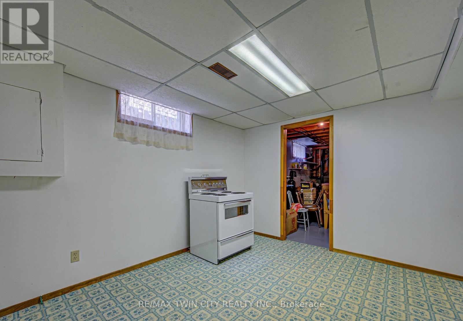 43 Quaiser Street, Kitchener, Ontario  N2A 3P8 - Photo 31 - X12970964