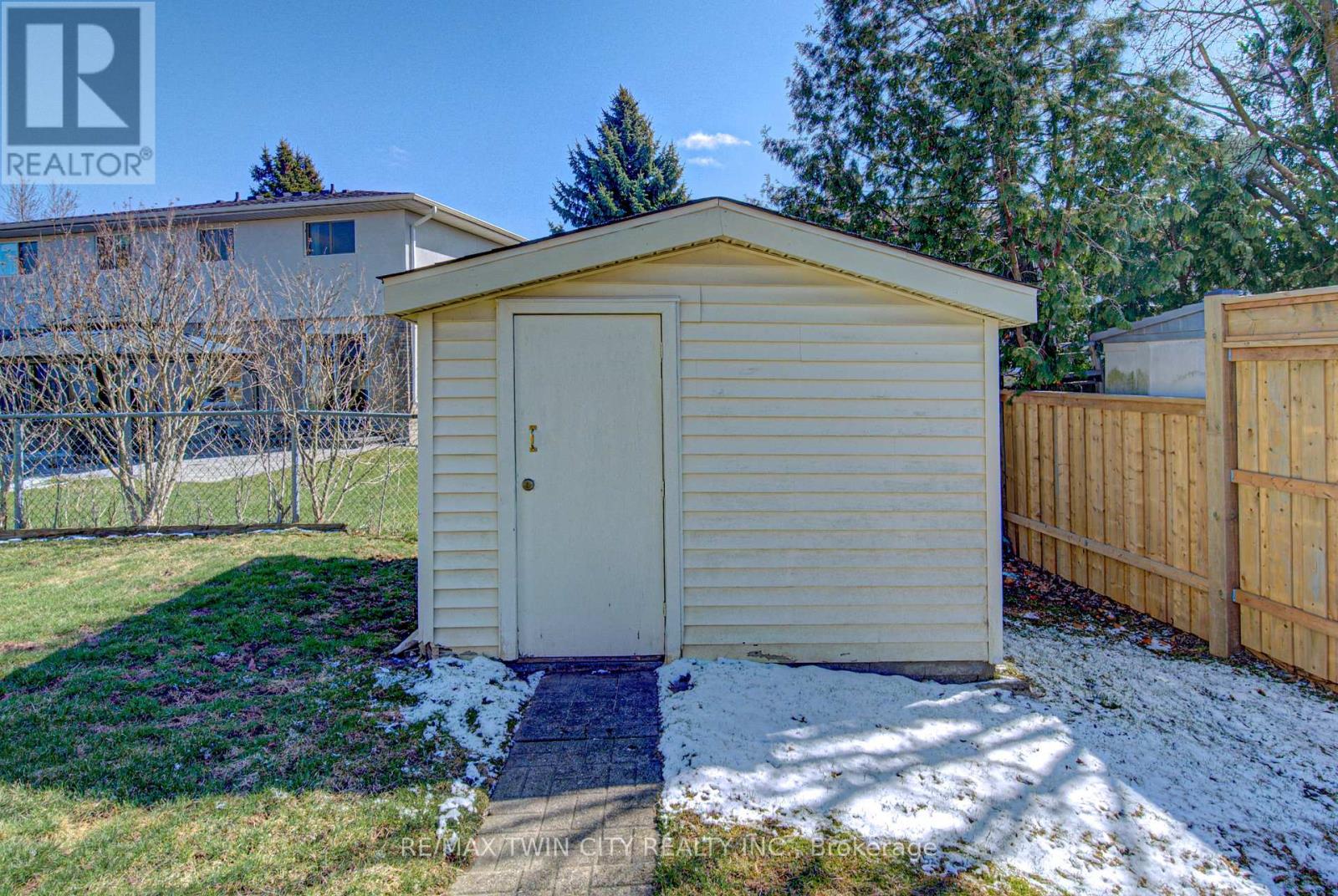 43 Quaiser Street, Kitchener, Ontario  N2A 3P8 - Photo 36 - X12970964