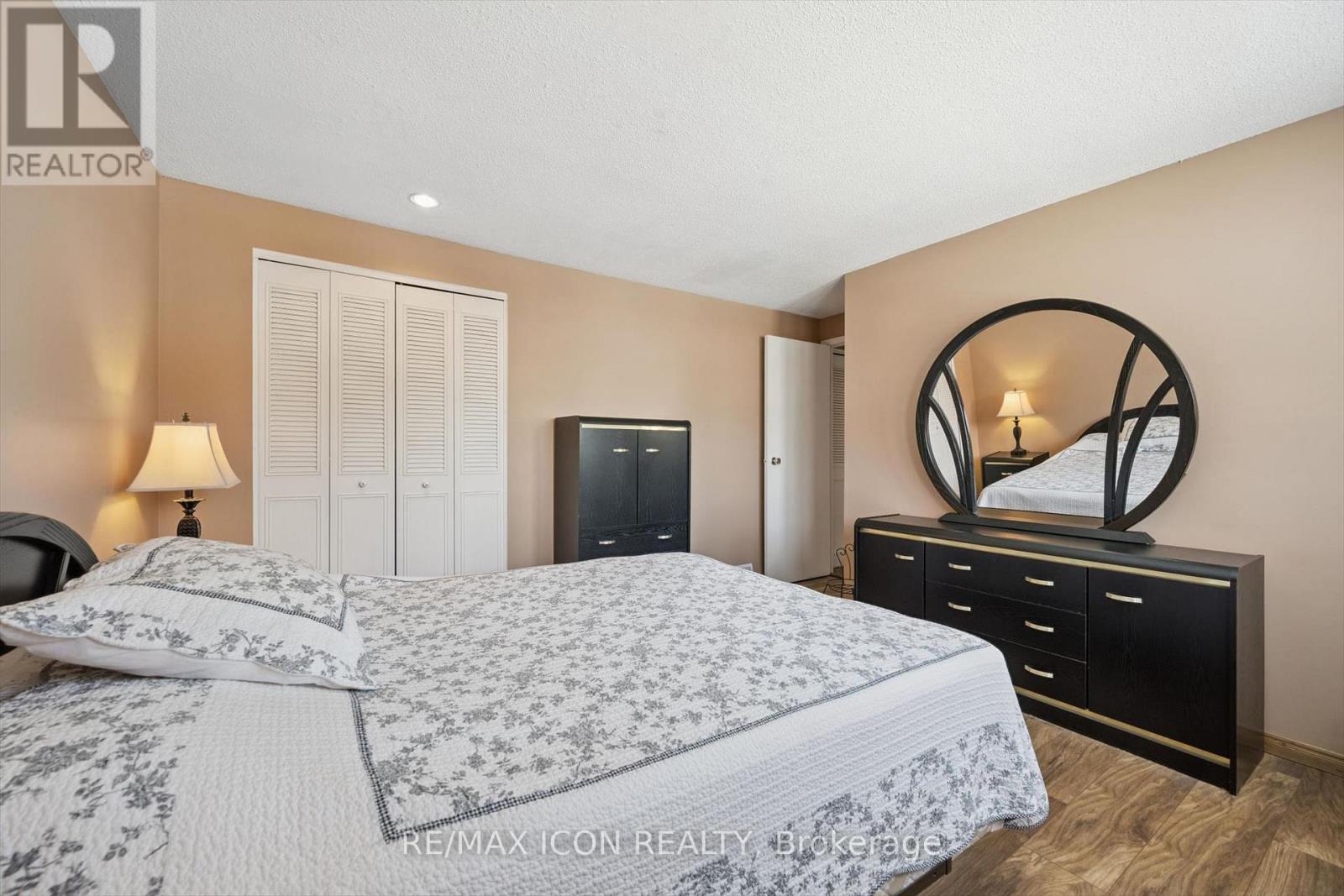 128 Westheights Drive, Kitchener, Ontario  N2N 1J9 - Photo 14 - X12970992