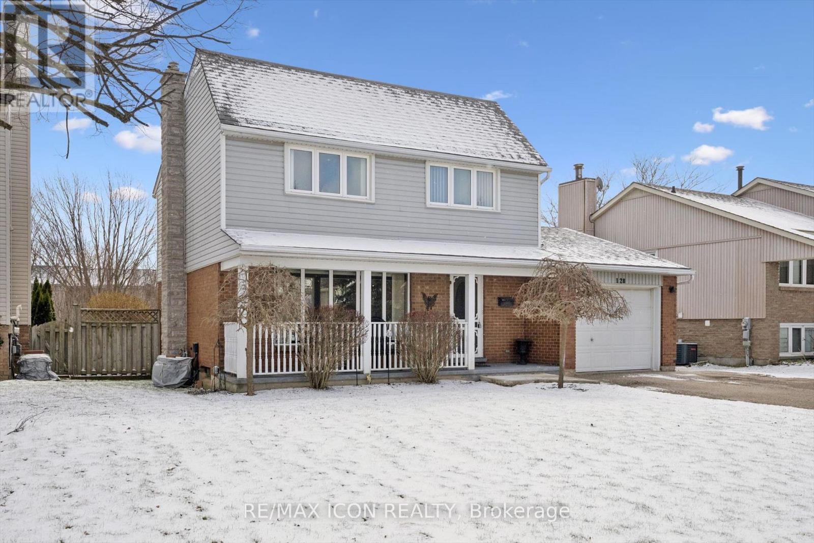 128 Westheights Drive, Kitchener, Ontario  N2N 1J9 - Photo 2 - X12970992