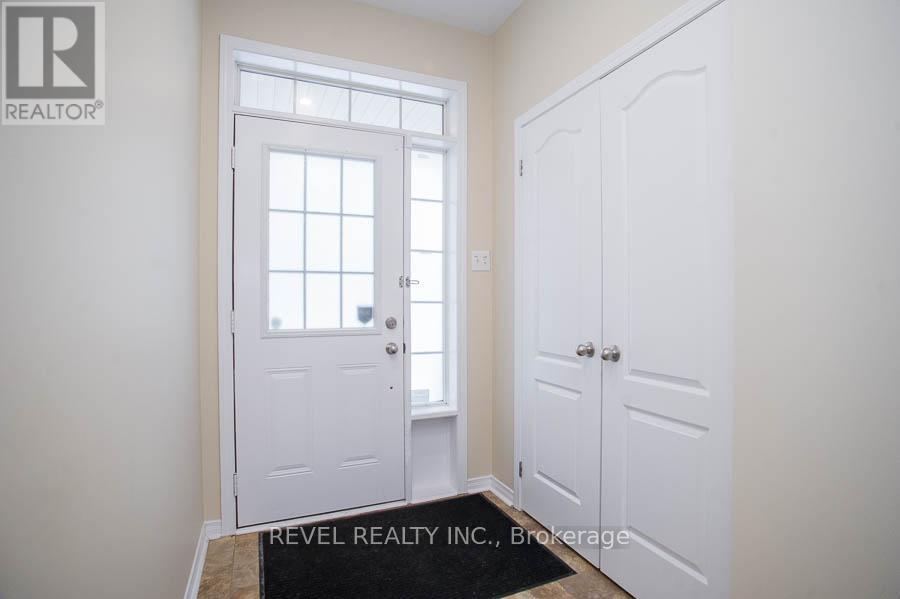 43 - 21 Diana Avenue, Brantford, Ontario  N3T 0G7 - Photo 3 - X12971060