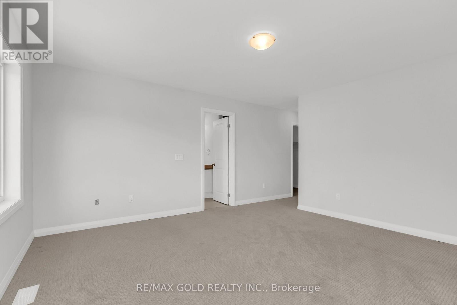 920 Sobeski Avenue, Woodstock, Ontario  N4T 0N7 - Photo 26 - X12971070