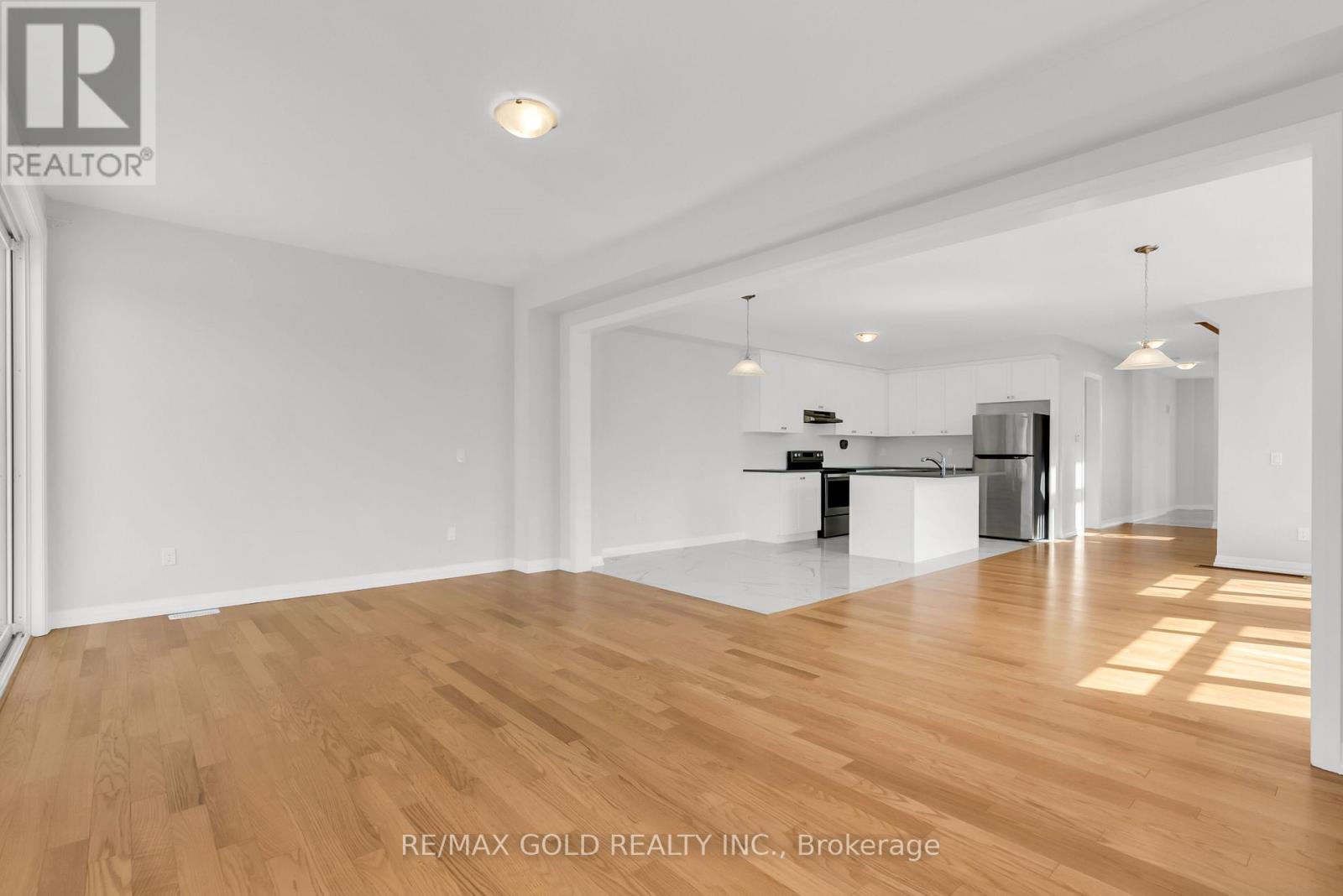 920 Sobeski Avenue, Woodstock, Ontario  N4T 0N7 - Photo 50 - X12971070