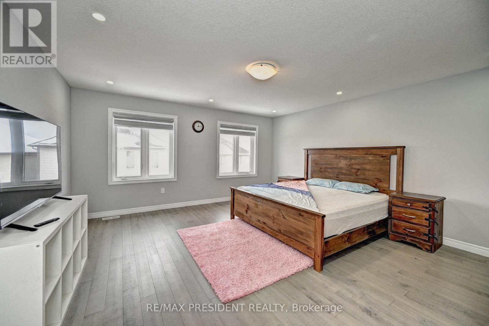 552 Florencedale Crescent, Kitchener, Ontario  N2R 0N3 - Photo 25 - X12971092