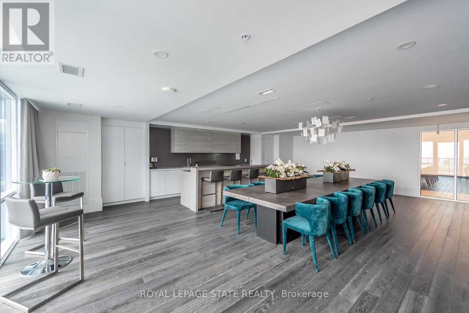 231 - 16 Concord Place, Grimsby, Ontario  L3M 4E8 - Photo 31 - X12971112