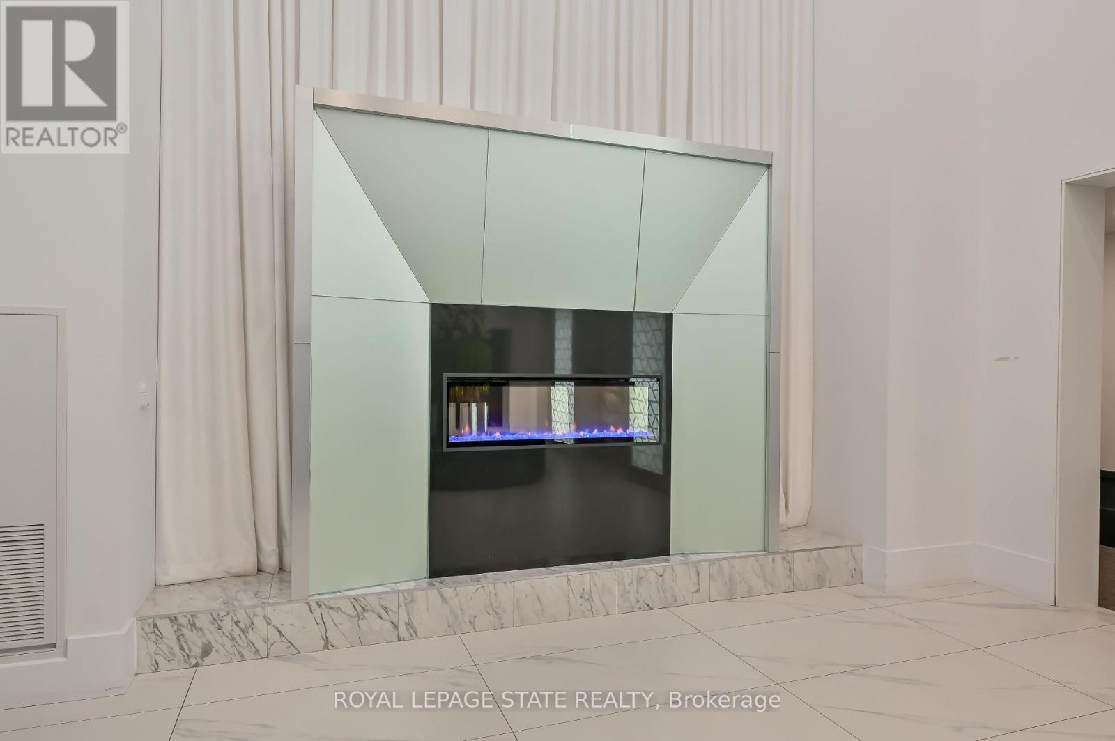 231 - 16 Concord Place, Grimsby, Ontario  L3M 4E8 - Photo 37 - X12971112