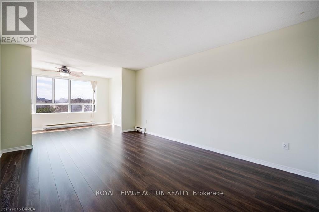 501 - 65 Highland Crescent, Kitchener, Ontario  N2M 5M8 - Photo 2 - X12971122
