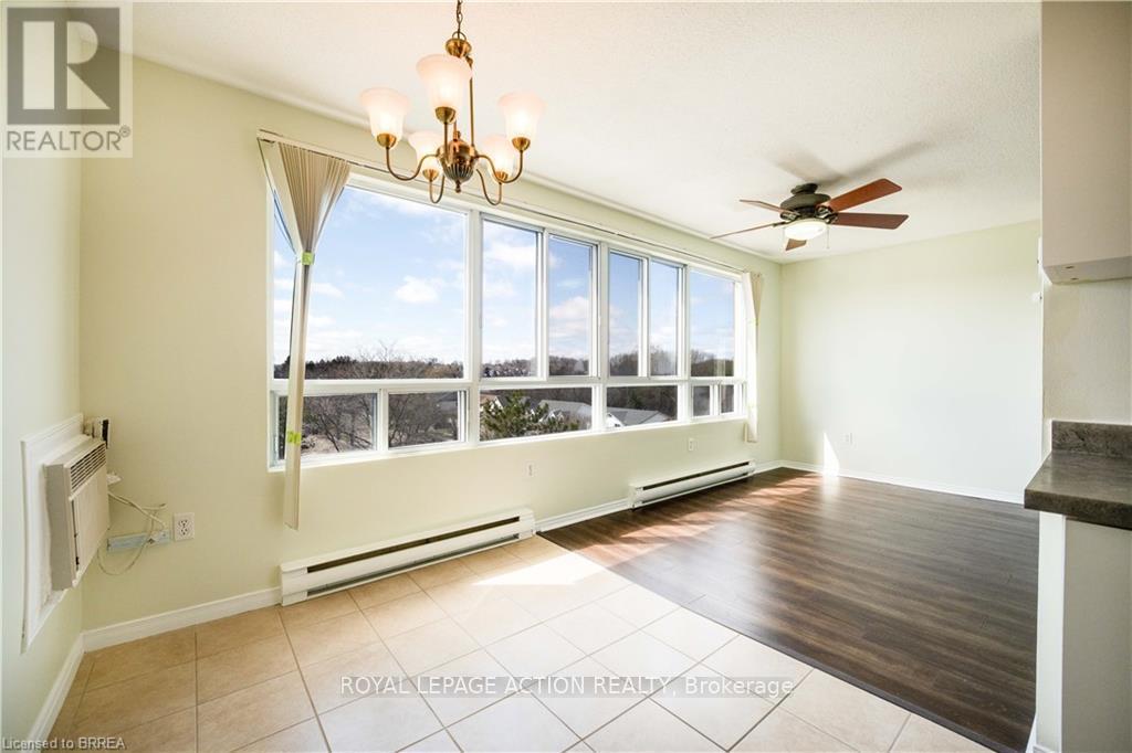 501 - 65 Highland Crescent, Kitchener, Ontario  N2M 5M8 - Photo 5 - X12971122