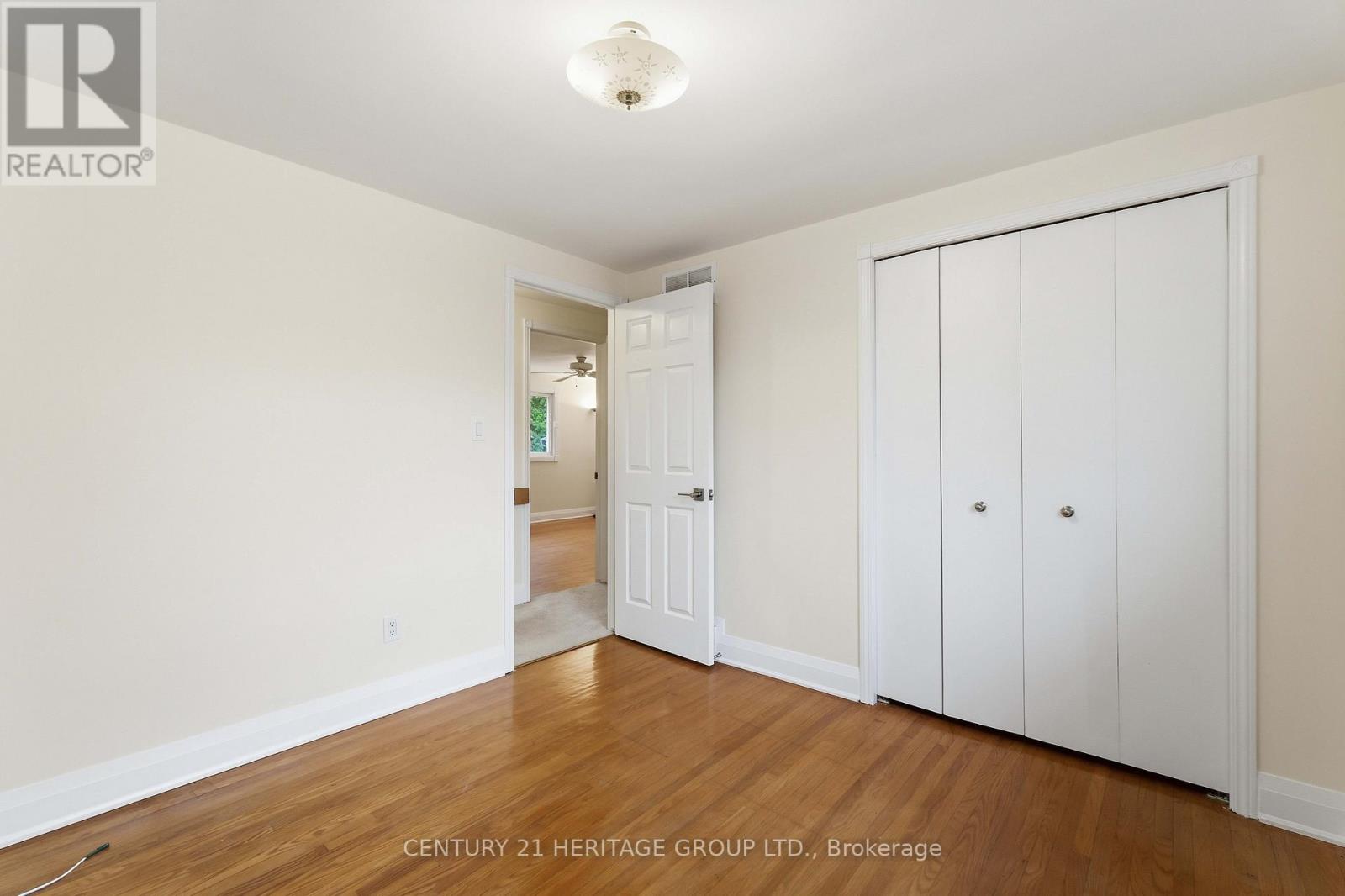 12 Roland Road, Hamilton, Ontario  L9B 1S6 - Photo 15 - X12971158