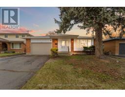 12 ROLAND ROAD, Hamilton, Ontario