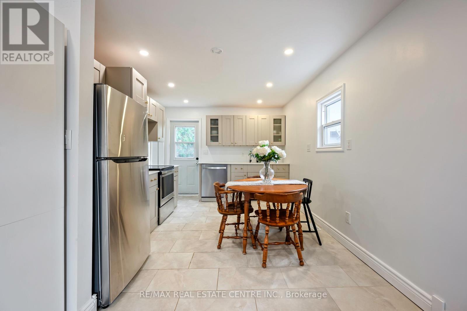 121 Proton Street N, Southgate, Ontario  N0C 1B0 - Photo 9 - X12971214