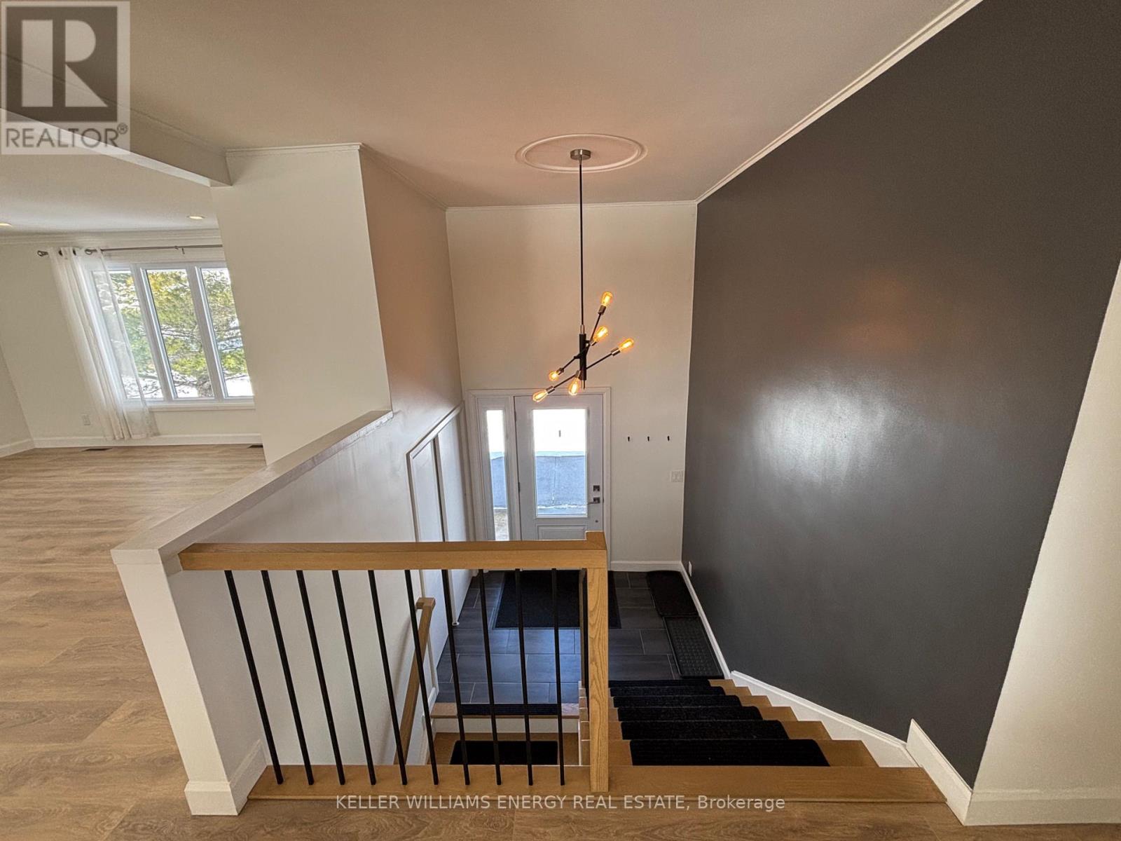 497 Wellington Main Street, Prince Edward County, Ontario  K0K 3L0 - Photo 19 - X12971334