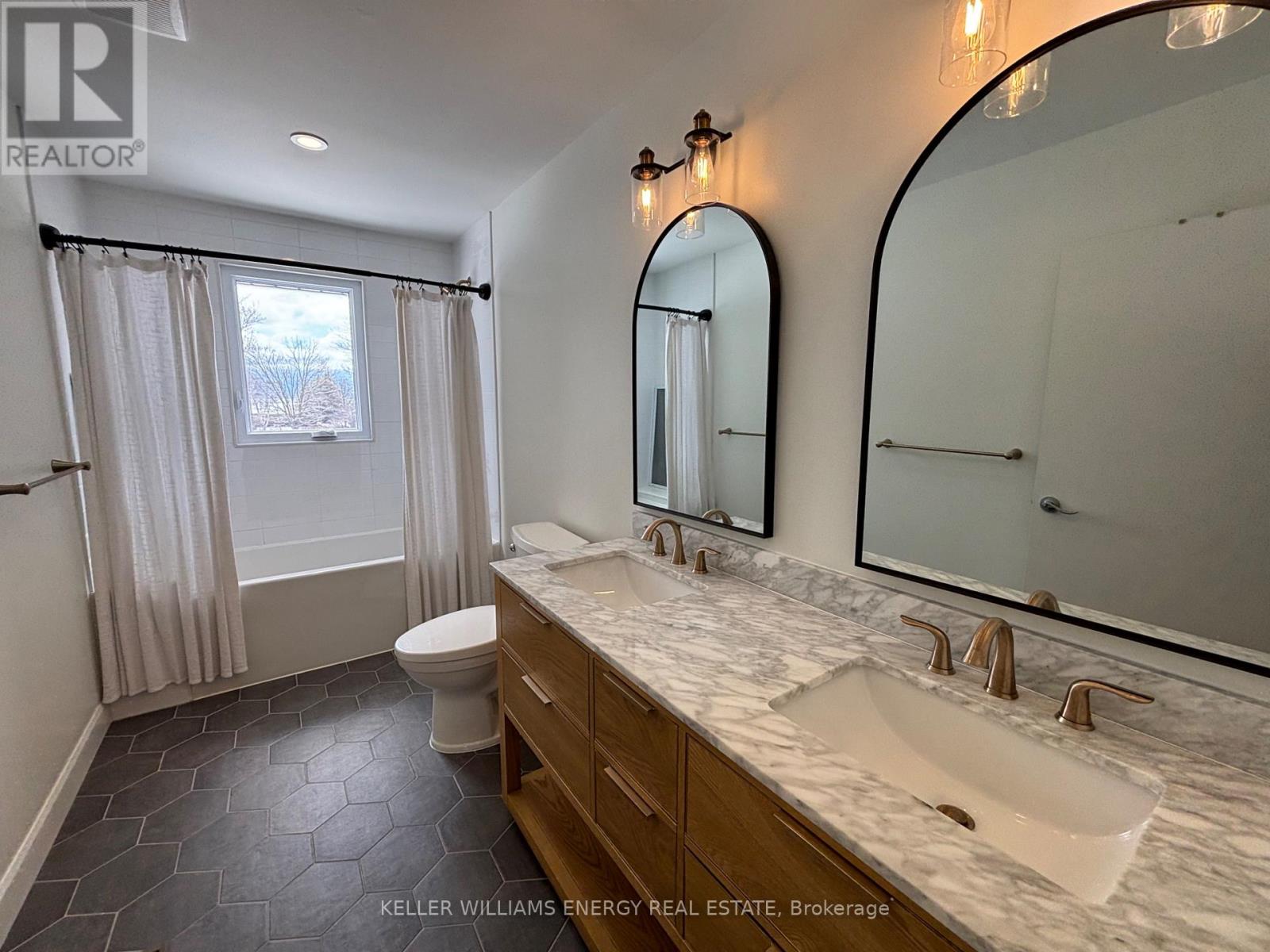 497 Wellington Main Street, Prince Edward County, Ontario  K0K 3L0 - Photo 26 - X12971334