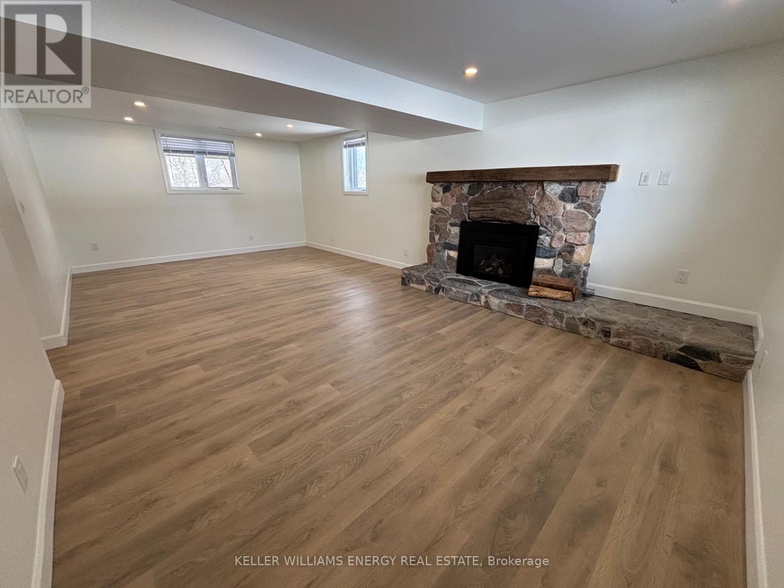 497 Wellington Main Street, Prince Edward County, Ontario  K0K 3L0 - Photo 28 - X12971334