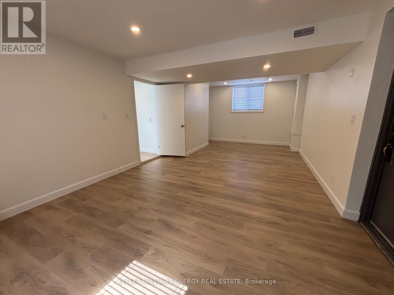 497 Wellington Main Street, Prince Edward County, Ontario  K0K 3L0 - Photo 31 - X12971334