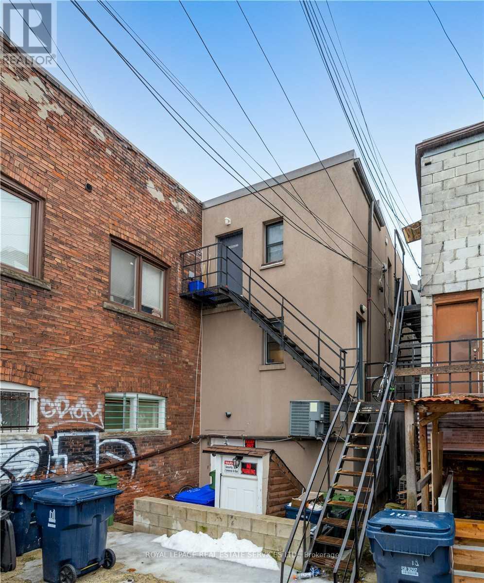 1116 College Street, Toronto (Dufferin Grove), Ontario  M6H 1B5 - Photo 25 - C12970892