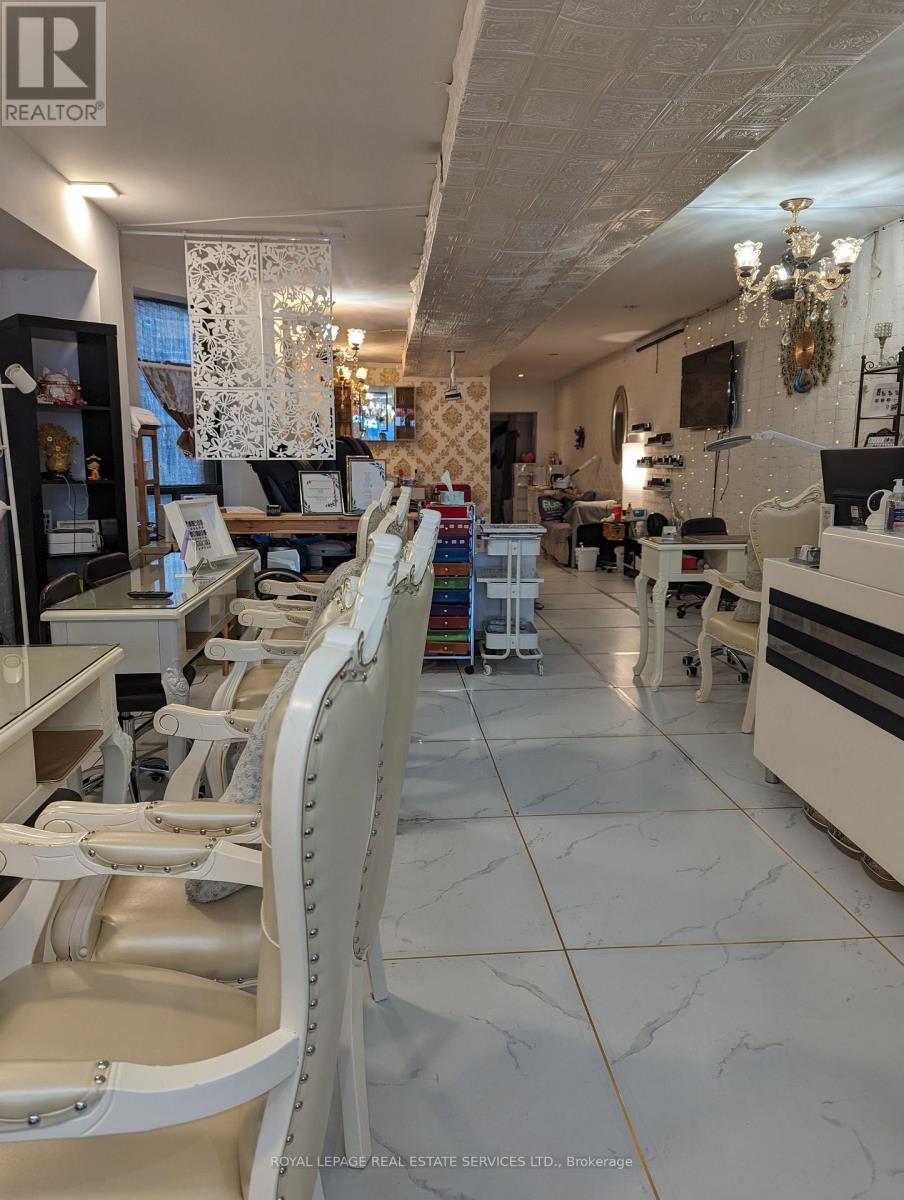 1116 College Street, Toronto (Dufferin Grove), Ontario  M6H 1B5 - Photo 30 - C12970892