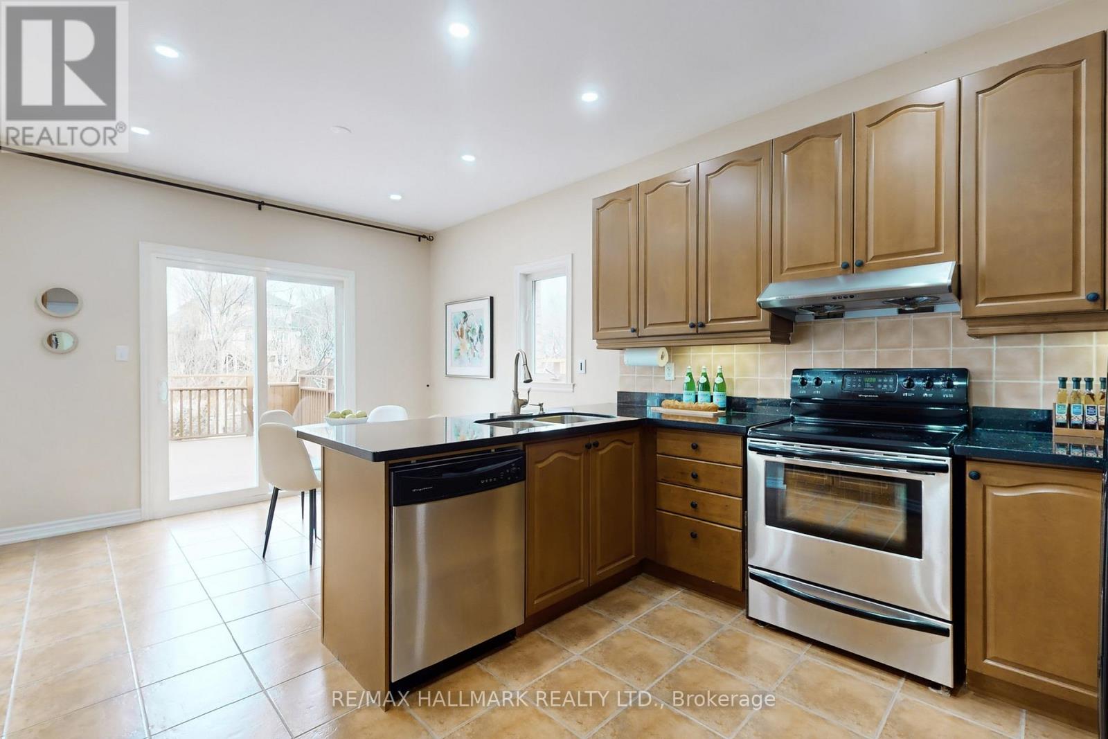 42 Mayan Avenue, Richmond Hill, Ontario  L4S 2W9 - Photo 19 - N12971088