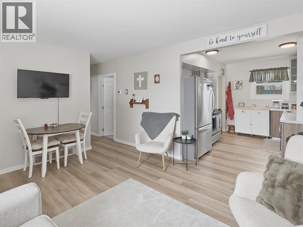 5212 50 Avenuecrescent, Eckville, Alberta  T0M 0X0 - Photo 10 - A2297834