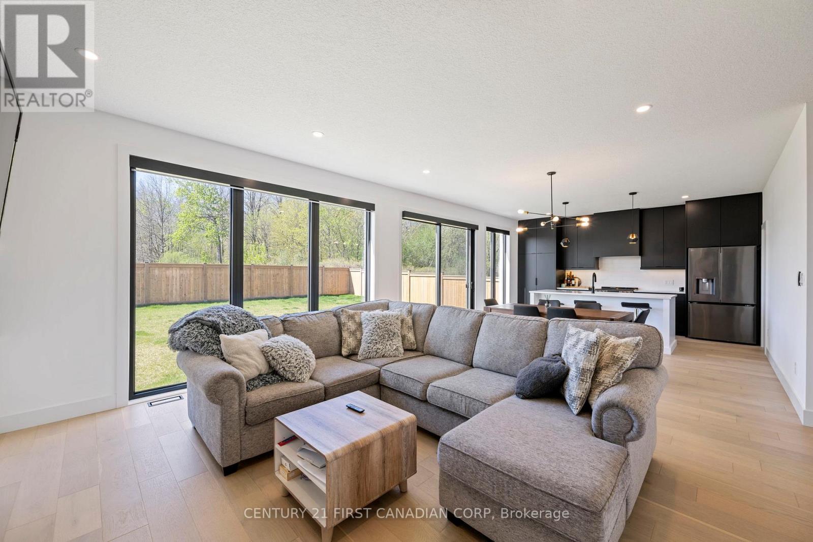 5 Hartland Circle, St. Thomas, Ontario  N5R 6J8 - Photo 15 - X12971290