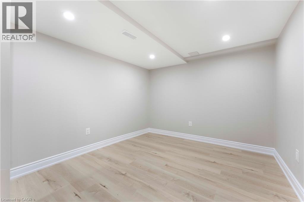 1426 Oakmont Common, Burlington, Ontario  L7P 0V8 - Photo 43 - 40806339