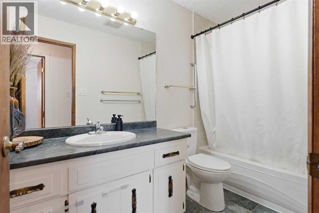 8119 Ranchview Drive NW, Calgary, Alberta  T3G 1G6 - Photo 20 - A2298459