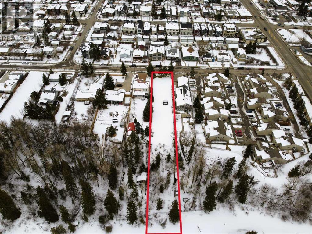 8520 48 Avenue NW, Calgary, Alberta  T3B 2A6 - Photo 2 - A2298895