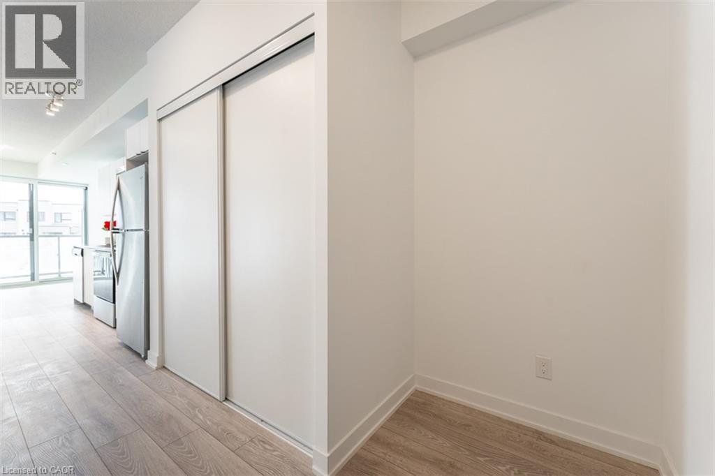 3210 Dakota Common Unit# A201, Burlington, Ontario  L7M 2A8 - Photo 4 - 40815765