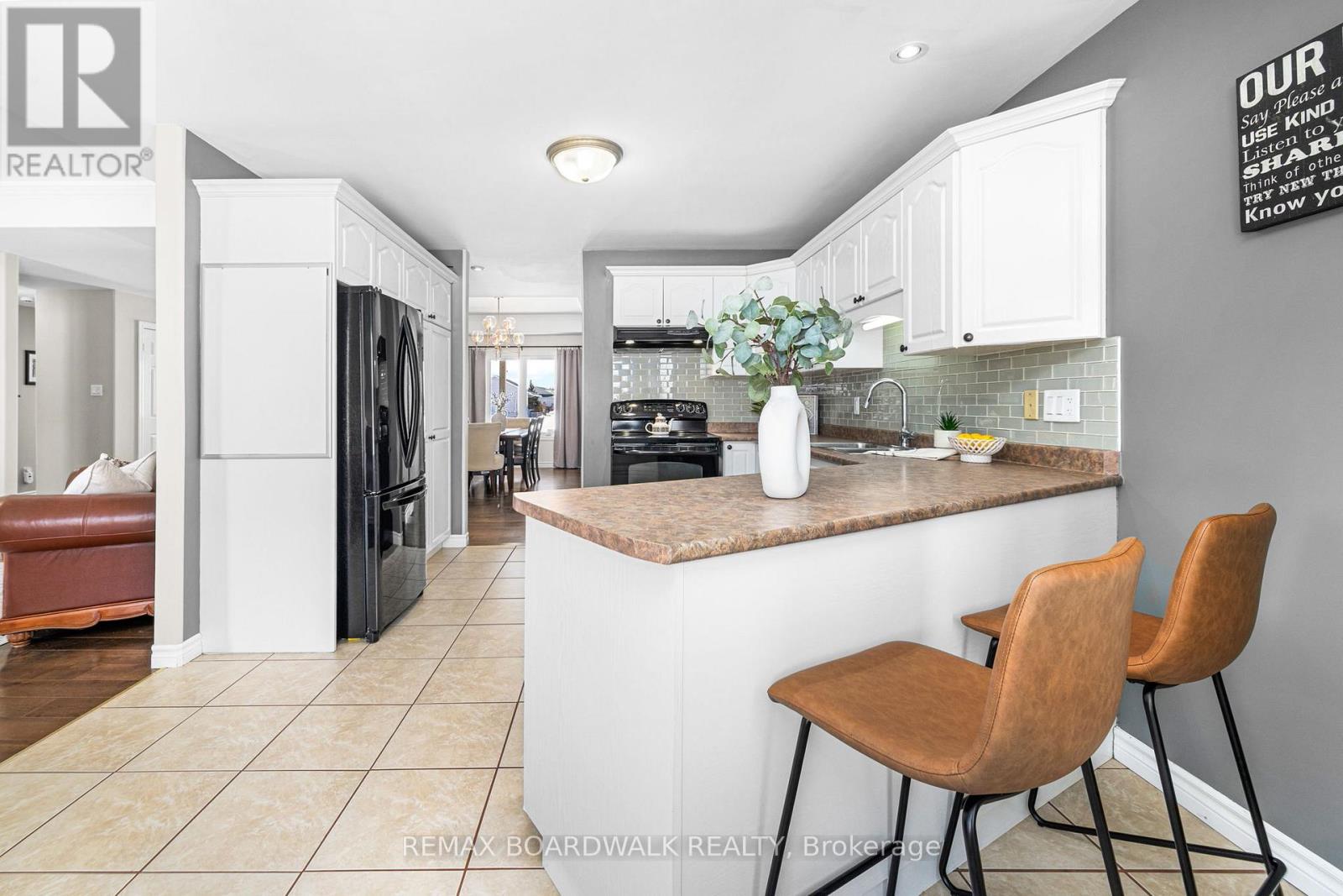 157 Macpherson Way, Rr #7 Way, Drummond/north Elmsley, Ontario  K7H 3C9 - Photo 11 - X12971340