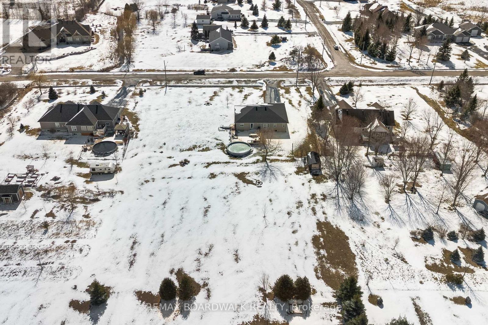 157 Macpherson Way, Rr #7 Way, Drummond/north Elmsley, Ontario  K7H 3C9 - Photo 38 - X12971340