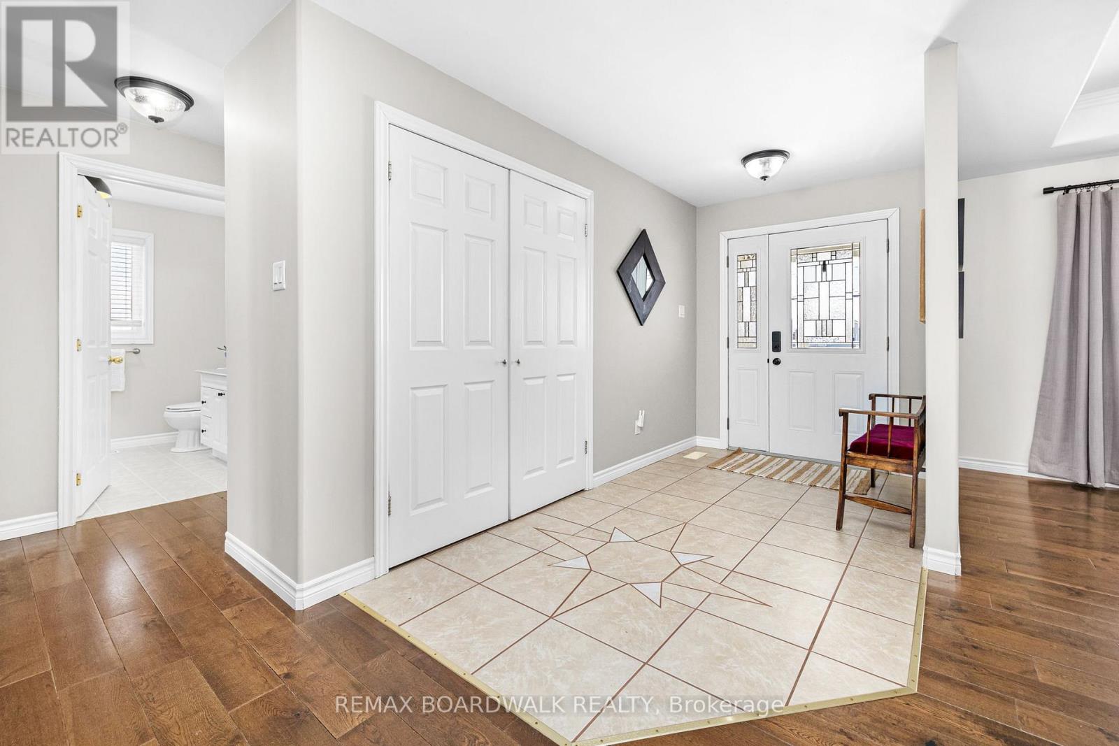 157 Macpherson Way, Rr #7 Way, Drummond/north Elmsley, Ontario  K7H 3C9 - Photo 4 - X12971340