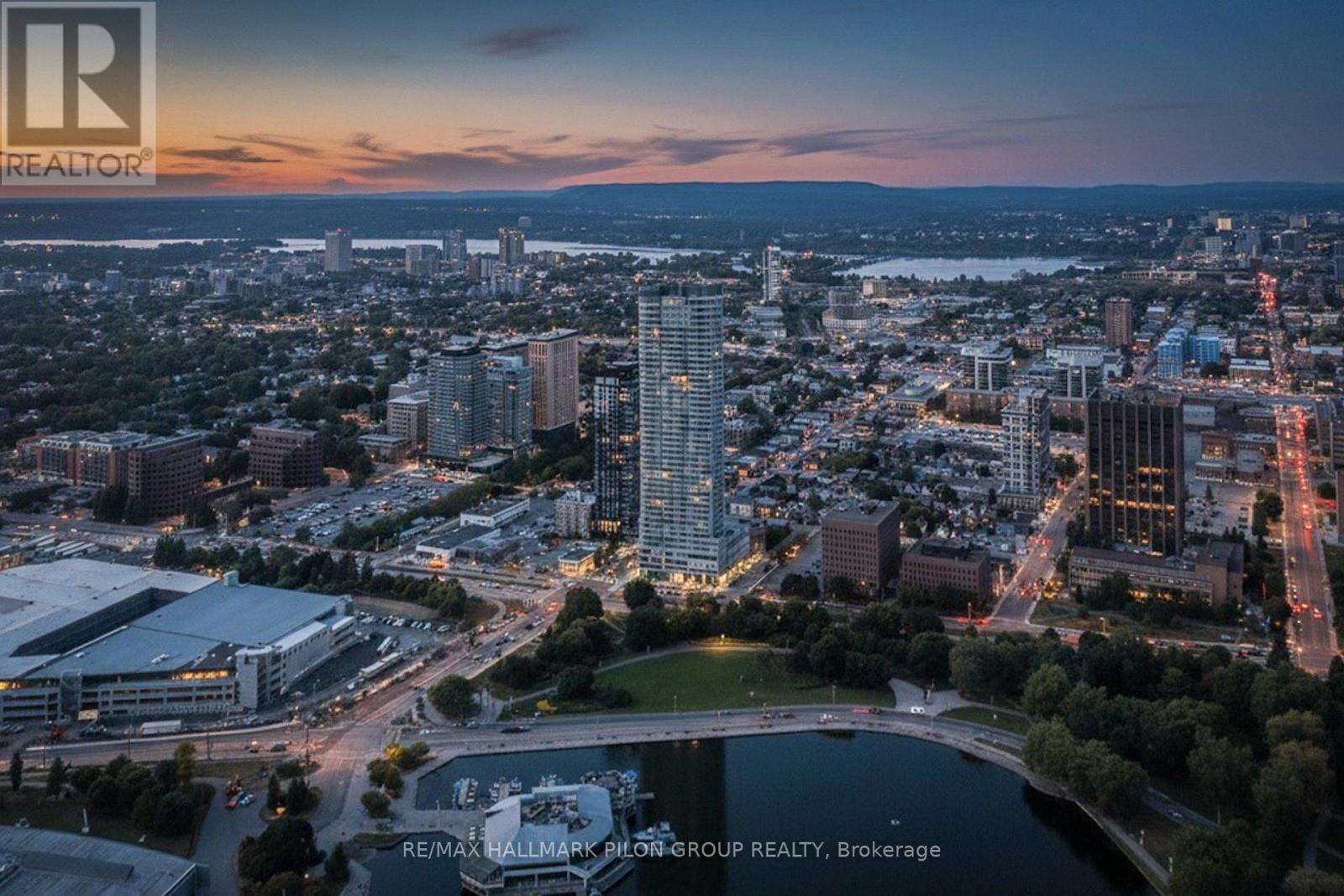 908 - 805 CARLING AVENUE, Ottawa, Ontario