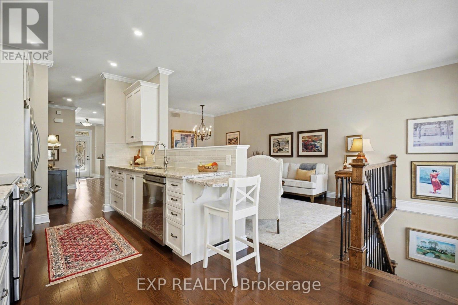 45 Morenz Terrace, Ottawa, Ontario  K2K 3H2 - Photo 8 - X12971402