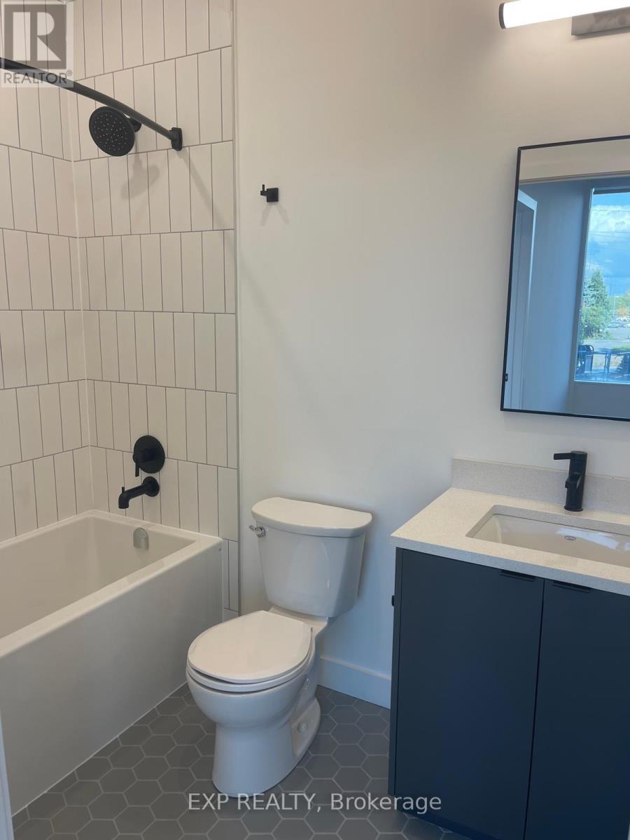 202 - 1600 James Naismith Drive, Ottawa, Ontario  K1B 5N8 - Photo 5 - X12971414