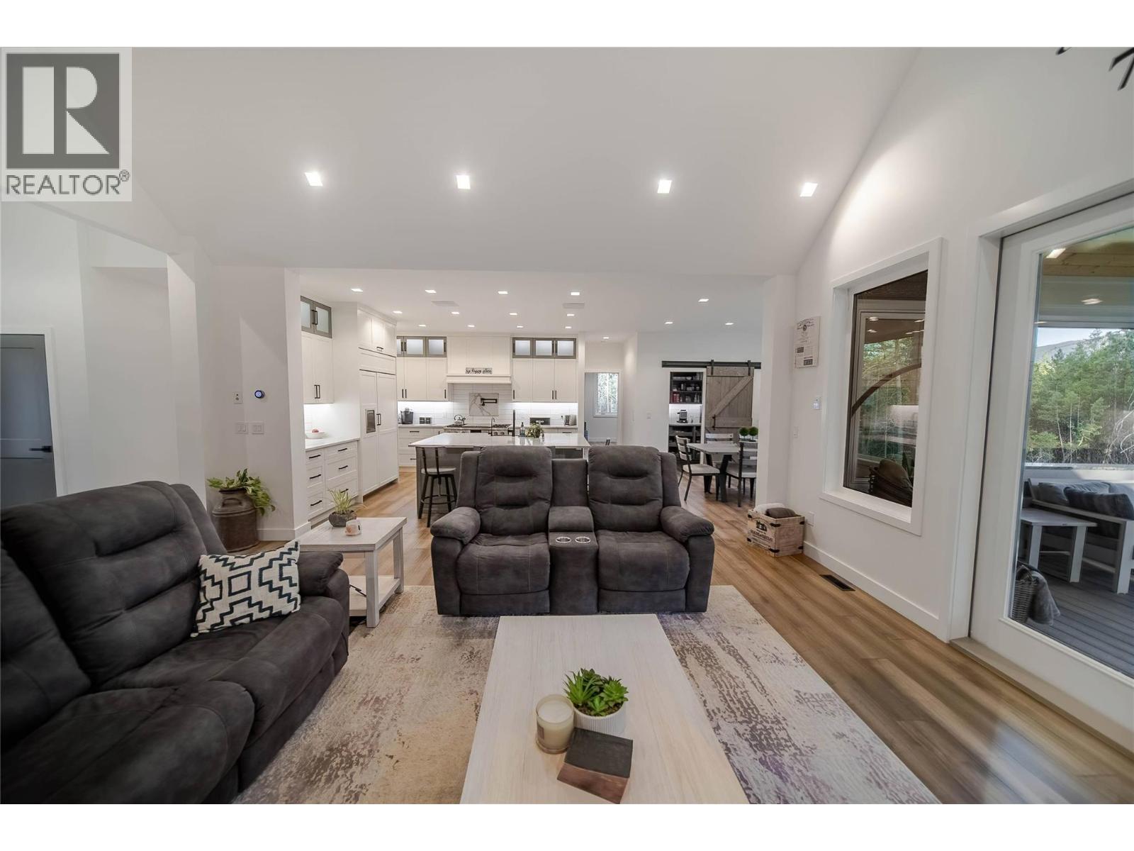 2106 Whistle Wood Way, Cranbrook, British Columbia V1C 6V6 - Photo 9 - 10382274