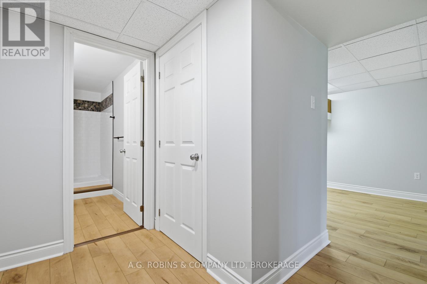 27 Briarsdale Crescent, Welland (N. Welland), Ontario L3C 6R8 - Photo 36 - X12971388