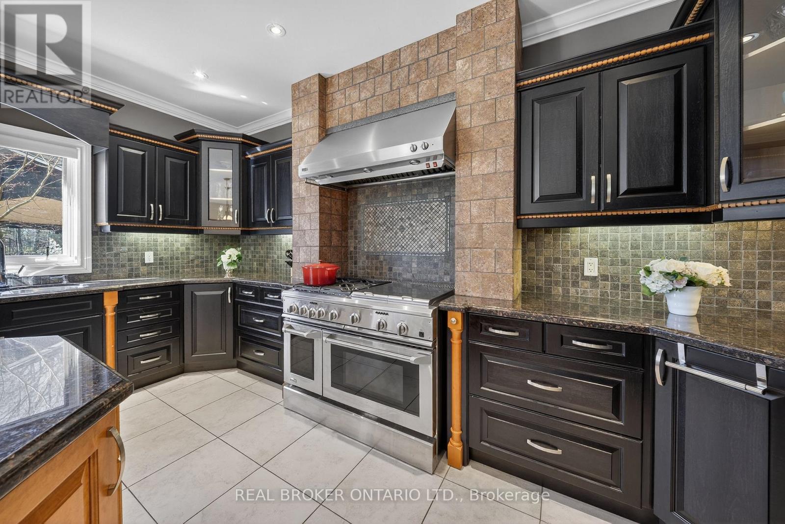 2600 Maple Street, Pelham, Ontario  L0S 1C0 - Photo 17 - X12971408